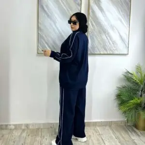 طقم رياضي نسائي
