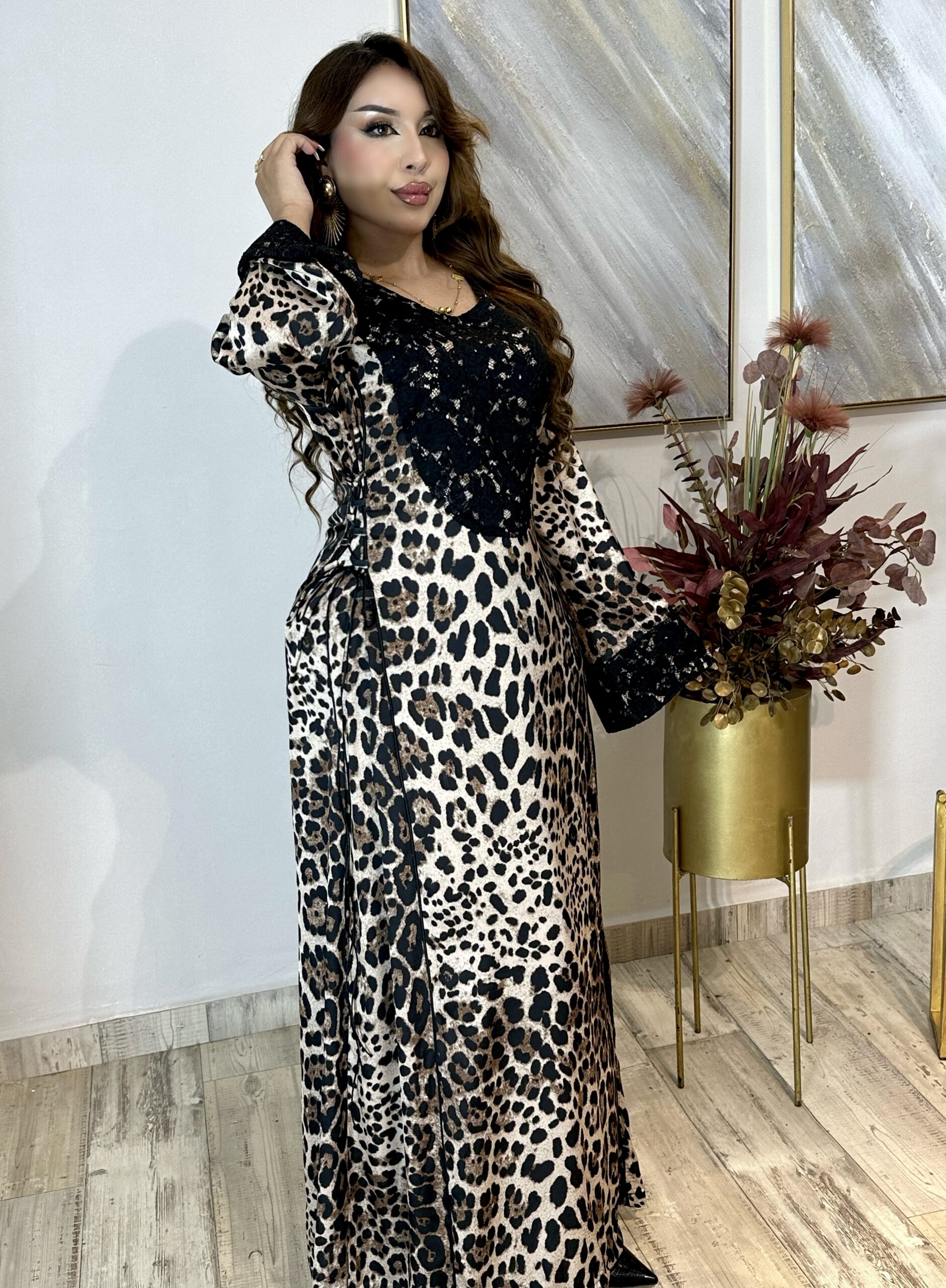 مخور satin leopard – فخامة الحرير بلمسة جريئة مخور satin leopard – فخامة الحرير بلمسة جريئة